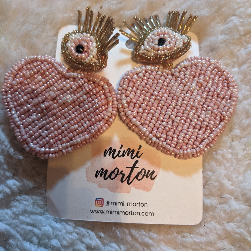 😻Heart Eyes😻Beaded earrings